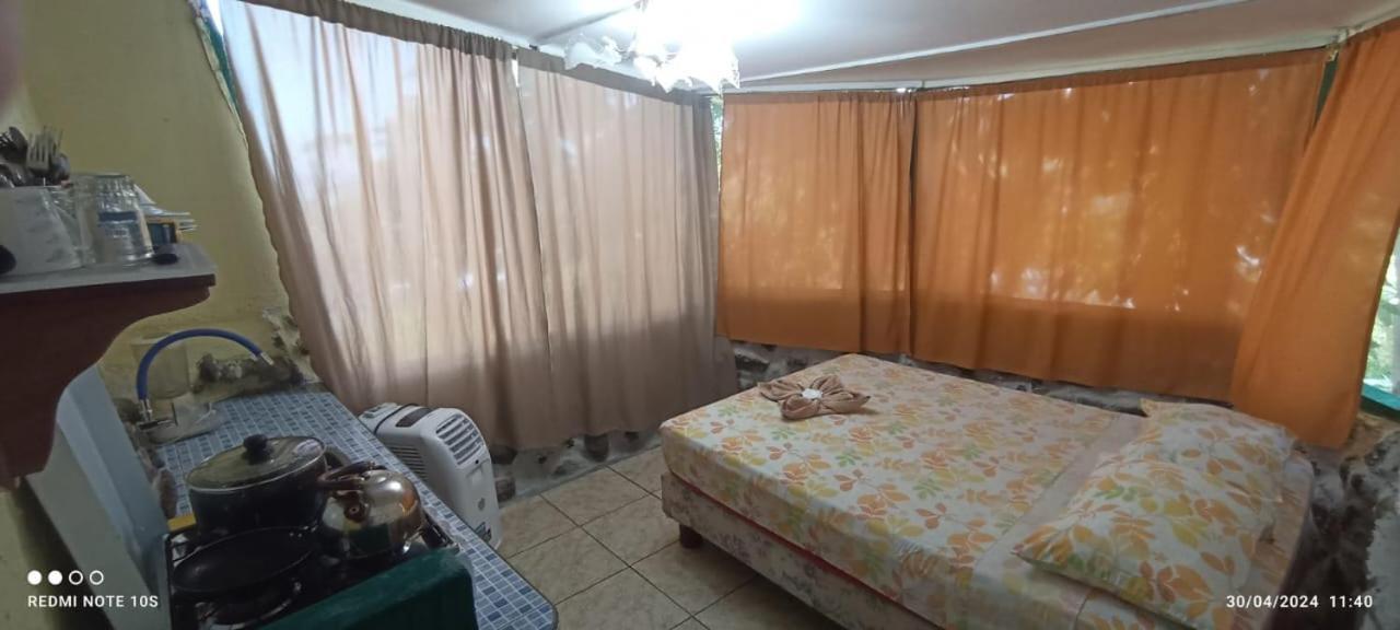 Hostal Cabanas Don Jorge Puerto Baquerizo Moreno Dış mekan fotoğraf
