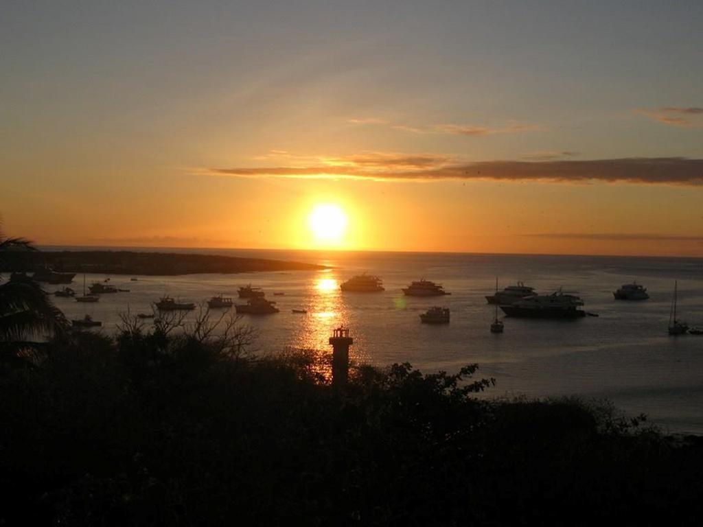 Hostal Cabanas Don Jorge Puerto Baquerizo Moreno Dış mekan fotoğraf